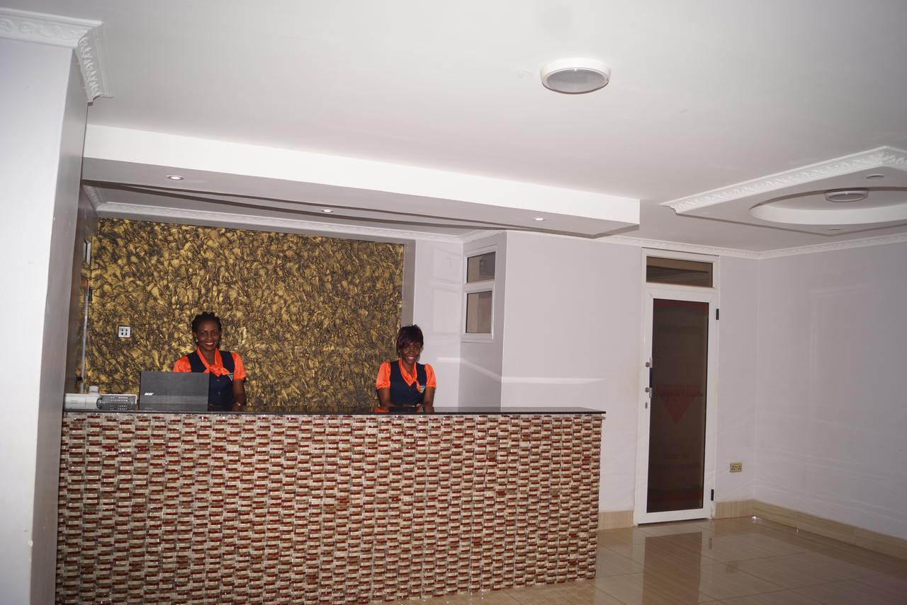 Diamonds Hotel Кампала Экстерьер фото